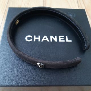 シャネル(CHANEL)のシャネル　ターンロック　カチューシャ　ベロア(カチューシャ)