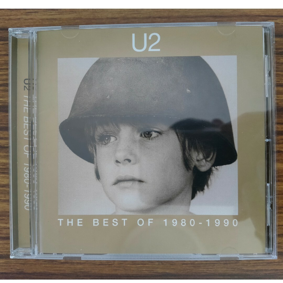 U2  THE BEST OF 1980-1990 エンタメ/ホビーのCD(ポップス/ロック(洋楽))の商品写真