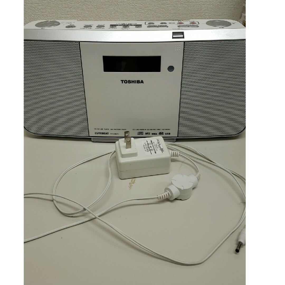 東芝(トウシバ)の東芝　CDラジオ　(訳あり) スマホ/家電/カメラのオーディオ機器(ポータブルプレーヤー)の商品写真