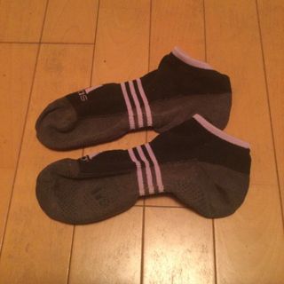 adidas スポーツソックス　紺　ピンク　灰色