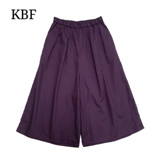 ケービーエフ(KBF)のKBF ガウチョ パンツ(カジュアルパンツ)