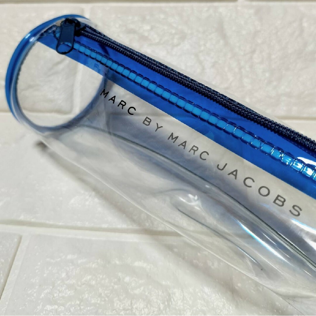 MARC BY MARC JACOBS(マークバイマークジェイコブス)の新品 Marc by Marc Jacobs クリア ポーチ マークジェイコブス レディースのファッション小物(ポーチ)の商品写真