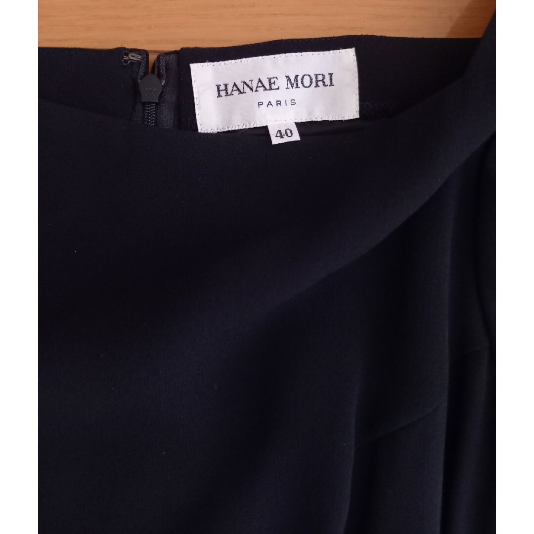 HANAE MORI(ハナエモリ)のHANAE MORI PARIS 新品未使用ブラックドレス　定価95,000円 レディースのワンピース(ロングワンピース/マキシワンピース)の商品写真