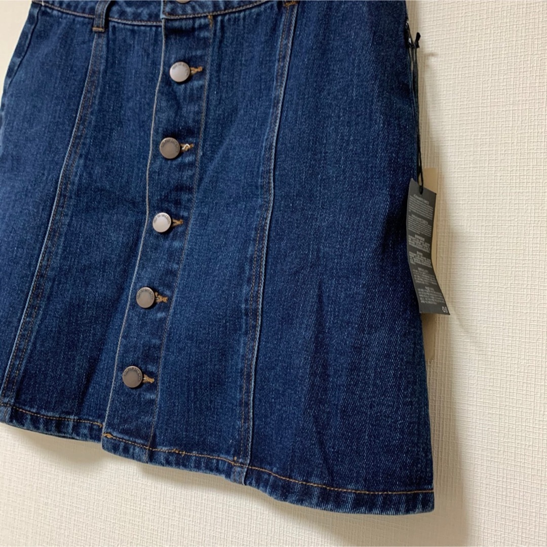 FOREVER 21(フォーエバートゥエンティーワン)のデニムスカート レディースのスカート(ひざ丈スカート)の商品写真