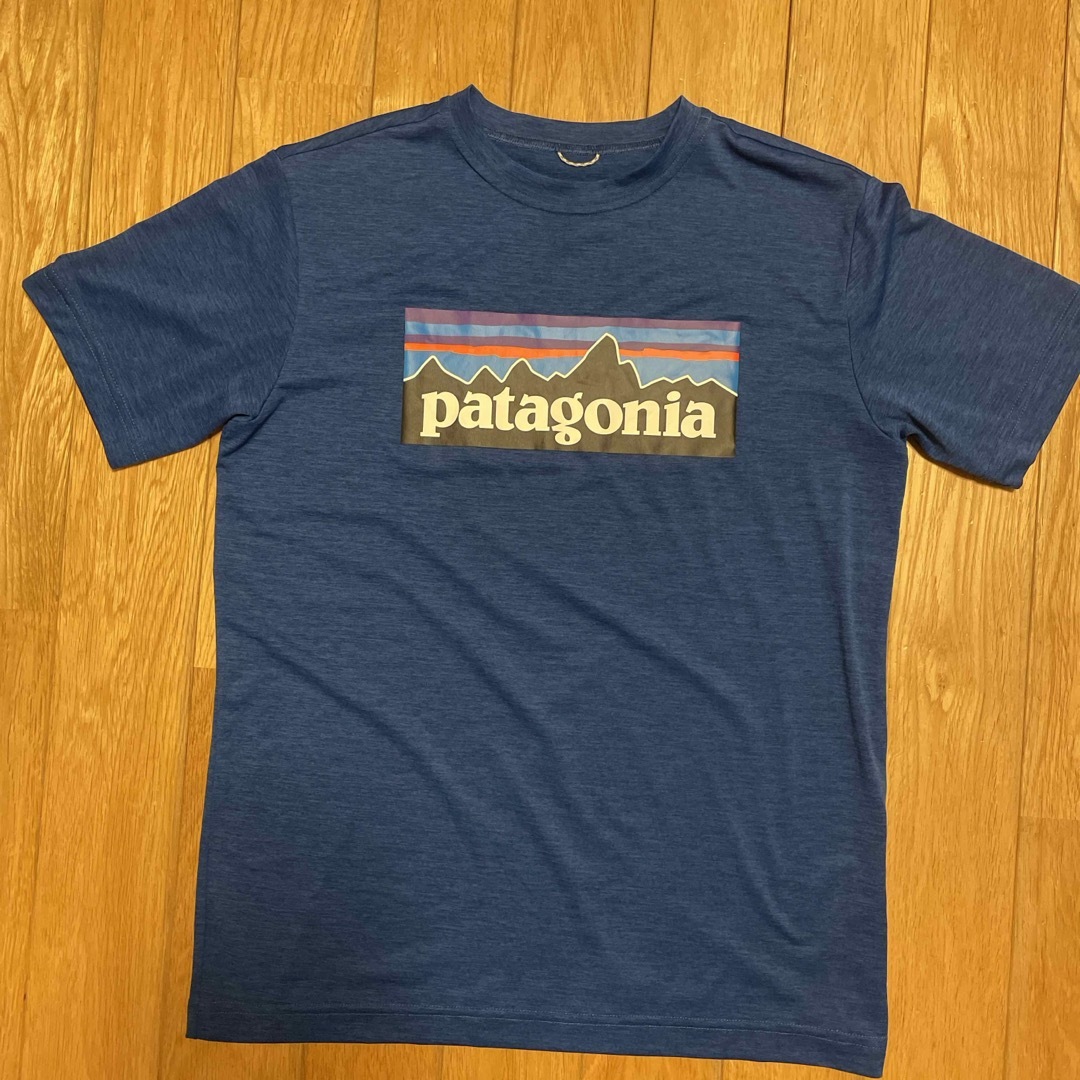 patagonia(パタゴニア)のパタゴニア　キッズ　XLサイズ　Tシャツ キッズ/ベビー/マタニティのキッズ服男の子用(90cm~)(Tシャツ/カットソー)の商品写真