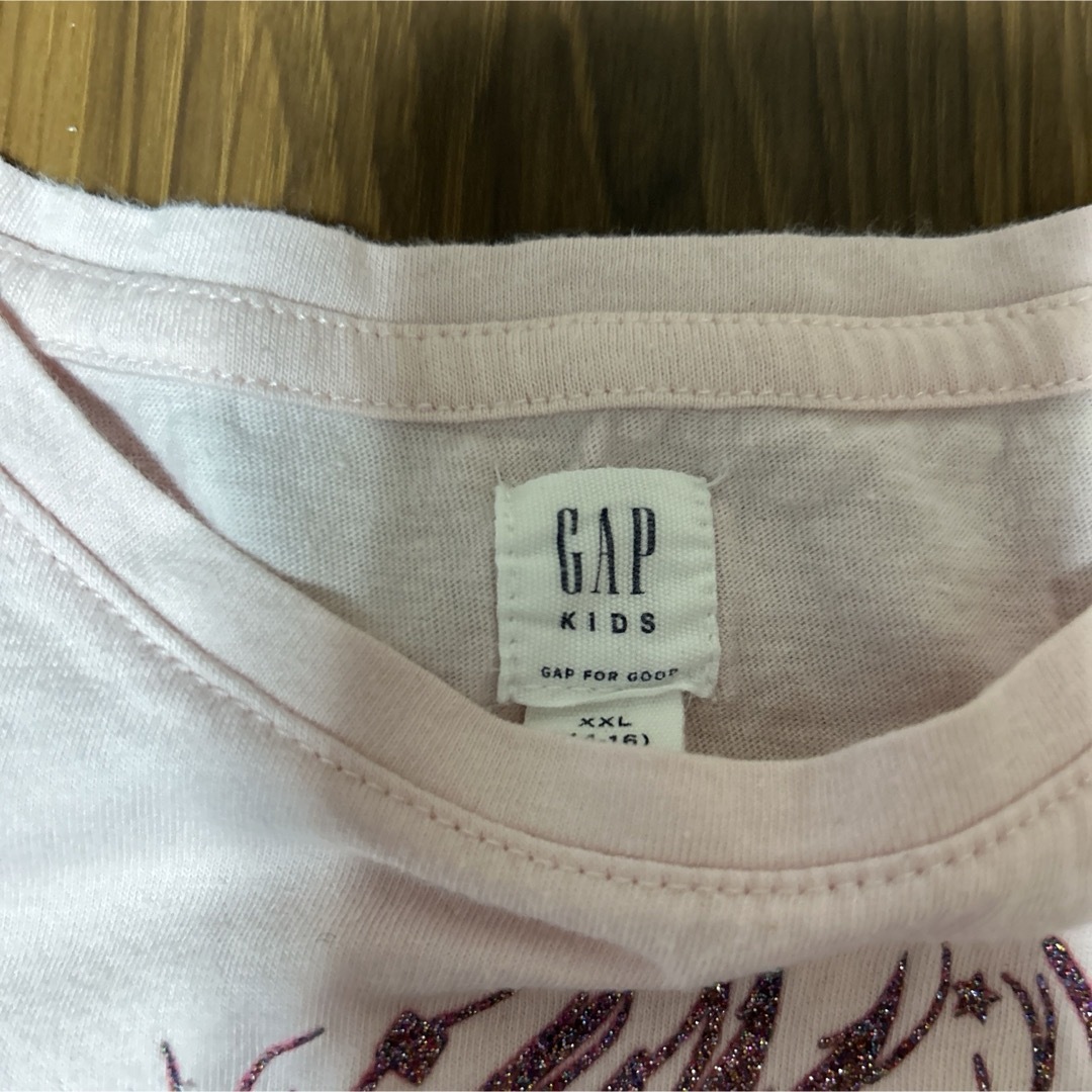 GAP Kids(ギャップキッズ)のギャップ　ピンク　ラメ　ライオン　半袖Tシャツ160 キッズ/ベビー/マタニティのキッズ服女の子用(90cm~)(Tシャツ/カットソー)の商品写真