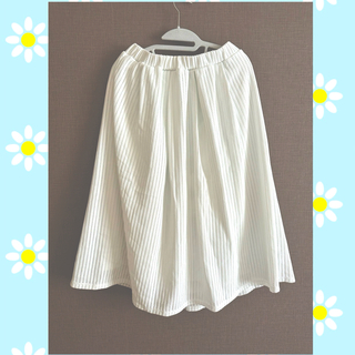 白　スカート(ひざ丈スカート)