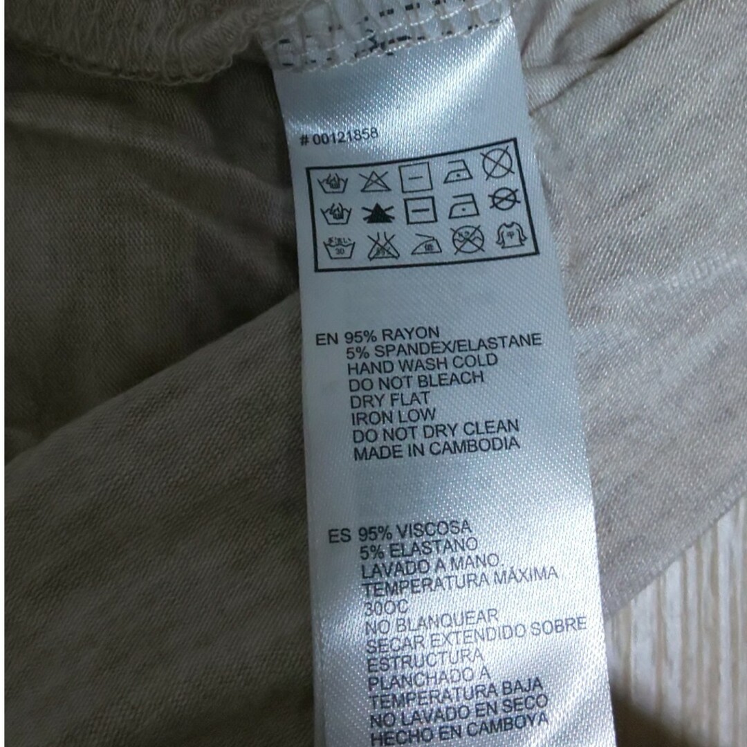 FOREVER 21(フォーエバートゥエンティーワン)のforever21 グレー タンクトップ S レディースのトップス(Tシャツ(半袖/袖なし))の商品写真
