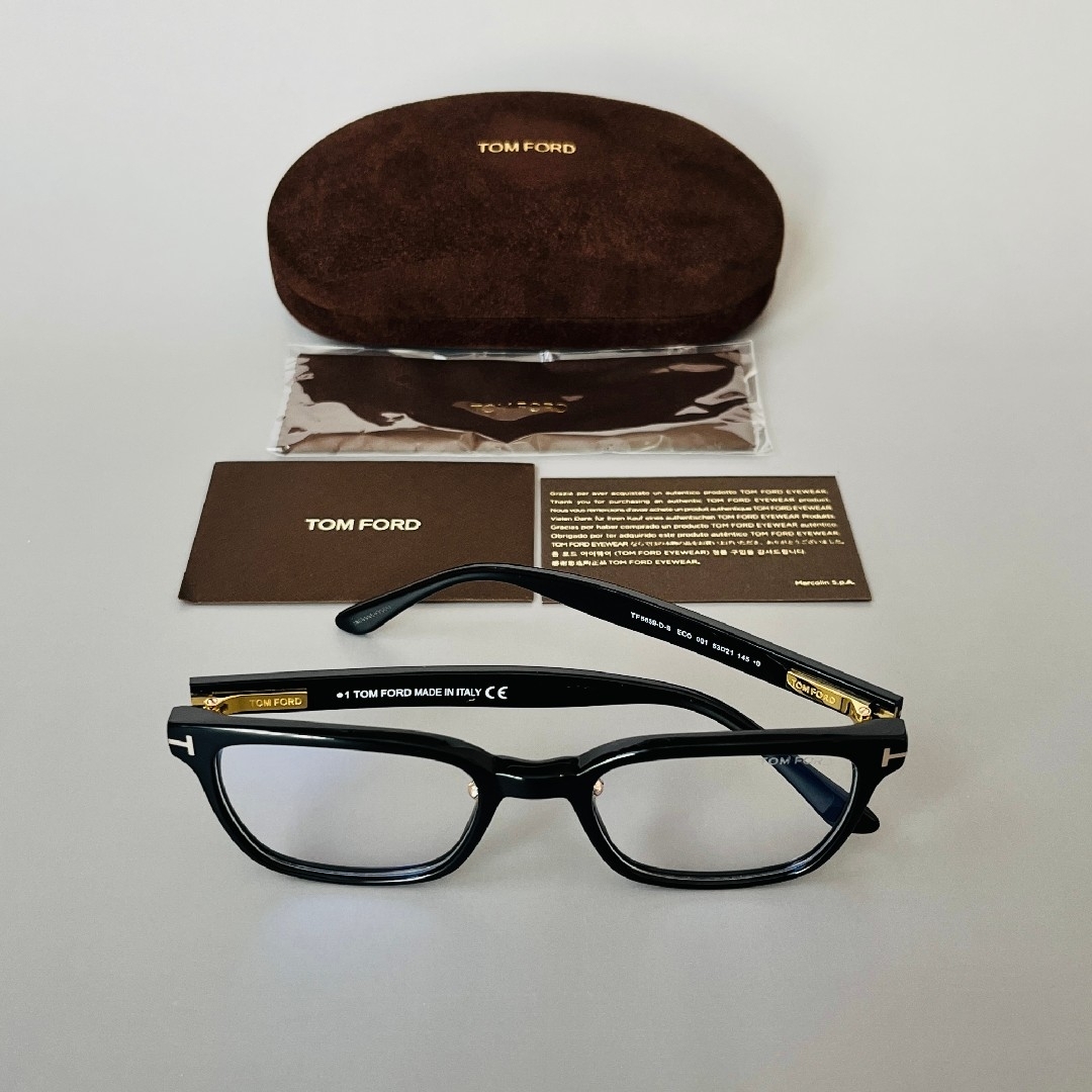 TOM FORD EYEWEAR(トムフォードアイウェア)のメガネ トムフォード ウェリントン ブラック ゴールド アジアンフィット 黒 メンズのファッション小物(サングラス/メガネ)の商品写真