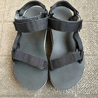 テバ(Teva)のTeva Flatform Universal(サンダル)