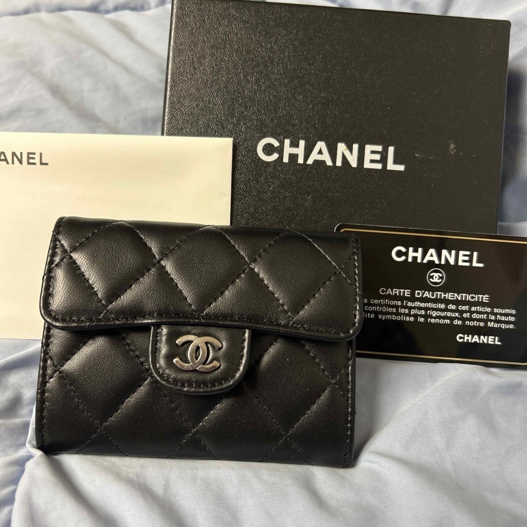 CHANEL(シャネル)のシャネル マトラッセ コインケース ブラック レディースのファッション小物(コインケース)の商品写真