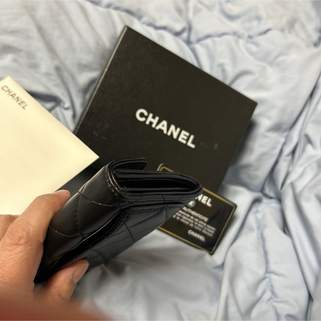 CHANEL(シャネル)のシャネル マトラッセ コインケース ブラック レディースのファッション小物(コインケース)の商品写真