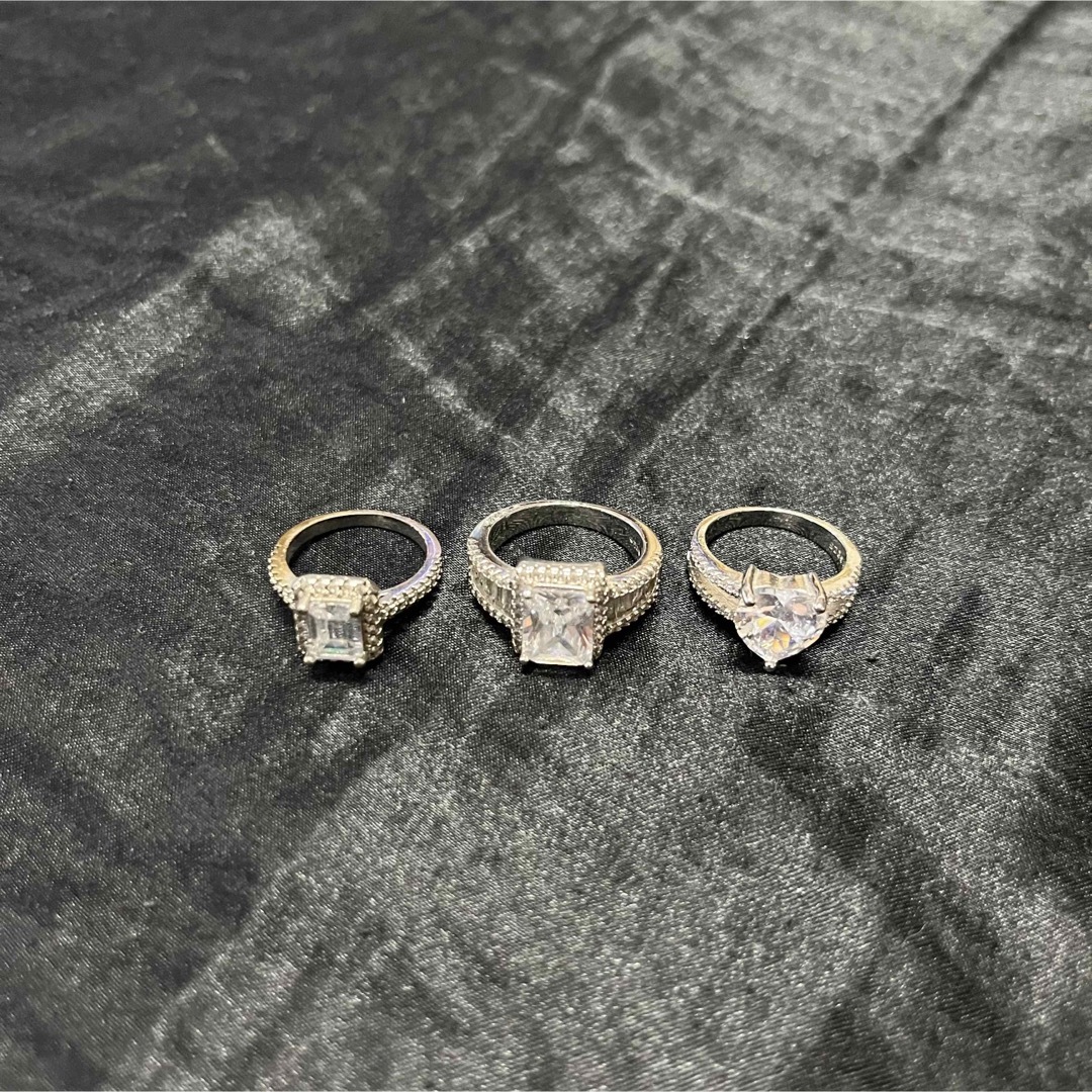 ダイヤモンド　ジルコニア　リング　ラインストーン　キラキラ　大粒　エレガント レディースのアクセサリー(リング(指輪))の商品写真
