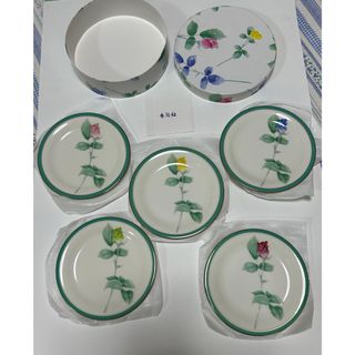 香蘭社 ベネチアンレッド プレート 取り皿 ケーキ皿 5枚セット 緩い 香蘭社 ベネチアンレッド プレート 取り皿 ケーキ皿 5枚セット 緩い
