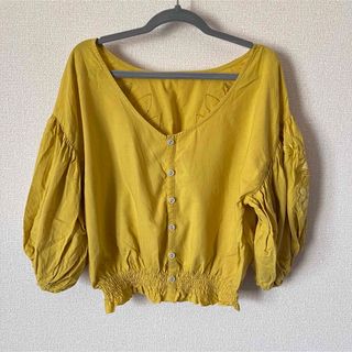 ジーナシス(JEANASIS)のジーナシス　カットソー　5分袖　ラウンドネック　刺繍　黄色  フリーサイズ　(Tシャツ/カットソー(半袖/袖なし))