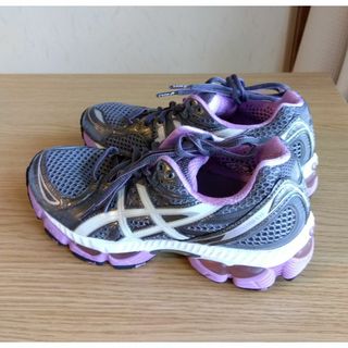 アシックス(asics)のASICS アシックス　ゲルニンバス13  　スニーカー レディース　24cm(シューズ)