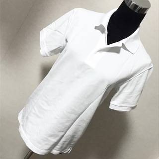 ユニクロ(UNIQLO)のUNIQLO ポロシャツ　ユニセックス　S レディース　M 白　ホワイト(ポロシャツ)