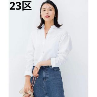 ニジュウサンク(23区)の新品　23区　CANCLINI ベーシック シャツ　44(Tシャツ/カットソー(半袖/袖なし))