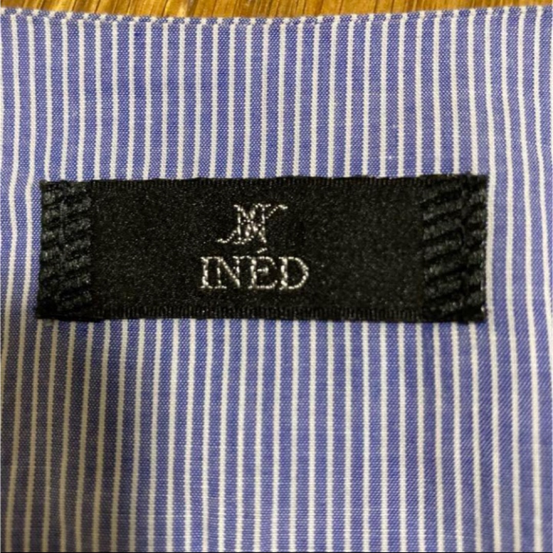 INED(イネド)の【古着】Tシャツ 半袖 切り返し イネド オフィス カジュアル レディースのトップス(Tシャツ(半袖/袖なし))の商品写真