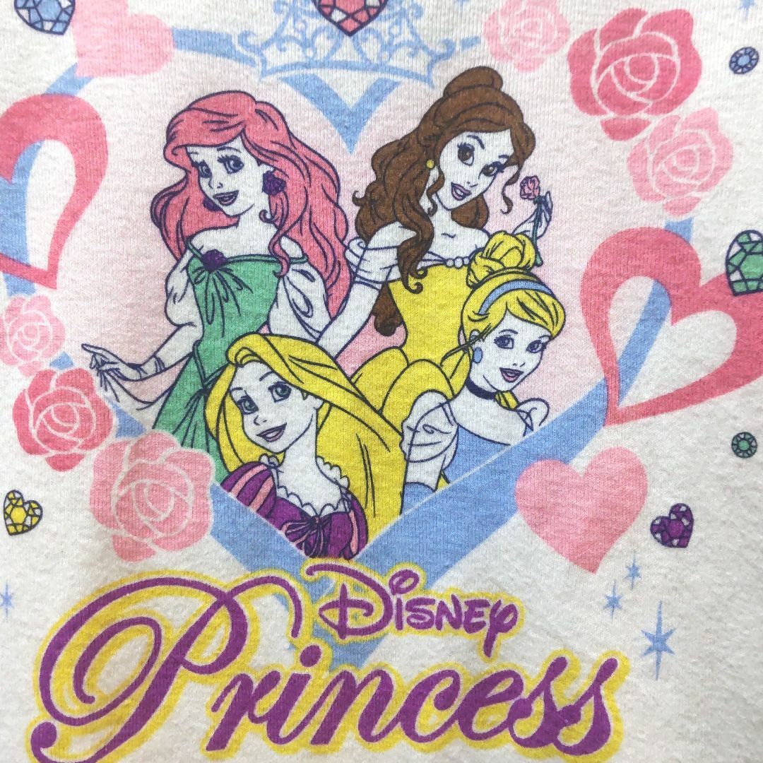 Disney(ディズニー)のディズニープリンセスのＴシャツ　サイズ130 キッズ/ベビー/マタニティのキッズ服女の子用(90cm~)(Tシャツ/カットソー)の商品写真