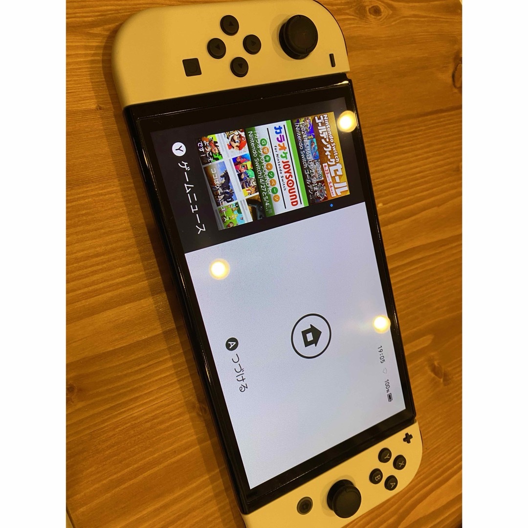 【超美品】任天堂Switch 有機ELモデル Switch本体 エンタメ/ホビーのゲームソフト/ゲーム機本体(家庭用ゲーム機本体)の商品写真