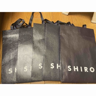シロ(shiro)のSHIRO ショッパー、ギフトボックス(ショップ袋)