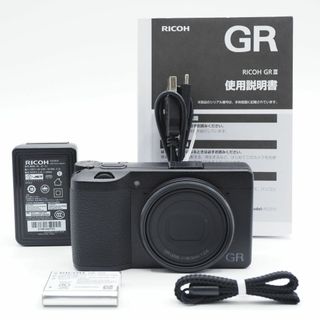★ショット数3,239回・極上品★ RICOH リコー GR III (コンパクトデジタルカメラ)
