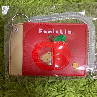 familiar - 【完売品】☆ファミリア　チェーン付き　パスケース　レッド☆可愛い　定期入れ　