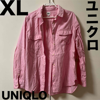 ユニクロ(UNIQLO)のUNIQLOボタン付き襟付きシャツ　ピンク色　(シャツ/ブラウス(長袖/七分))