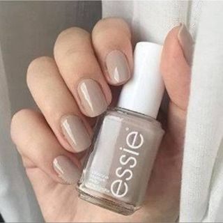 エッシー(Essie)の【essie】ネイルポリッシュ、ベージュ系(マニキュア)