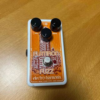 electro-harmonix FLATIRON FUZZ ファズ(エフェクター)