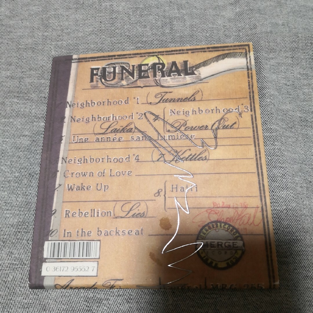 ARCADE FIRE Funeral エンタメ/ホビーのCD(ポップス/ロック(洋楽))の商品写真