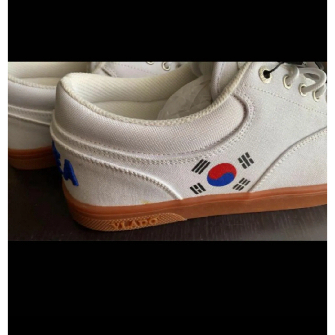 【新品】VLADO 韓国国旗 刺繍 スニーカー26.5cm メンズの靴/シューズ(スニーカー)の商品写真