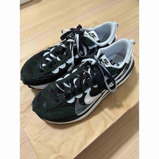 ナイキ(NIKE)のNike x sacai ヴェイパーワッフル Black and White(スニーカー)