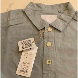 ナチュラルランドリー(NATURAL LAUNDRY)のブルー　新品未使用NATURAL RAUNDRY カラーシャツ7231T-001(シャツ/ブラウス(長袖/七分))