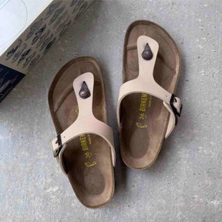 ビルケンシュトック(BIRKENSTOCK)の【新品未使用】Birkenstoc Gizeh 36 ベージュ(サンダル)