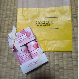 L'OCCITANE - ロクシタンチェリーストロベリー　プチギフト