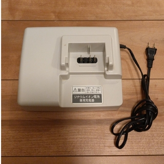 パナソニック(Panasonic)のパナソニック　充電器　NKJ062(その他)