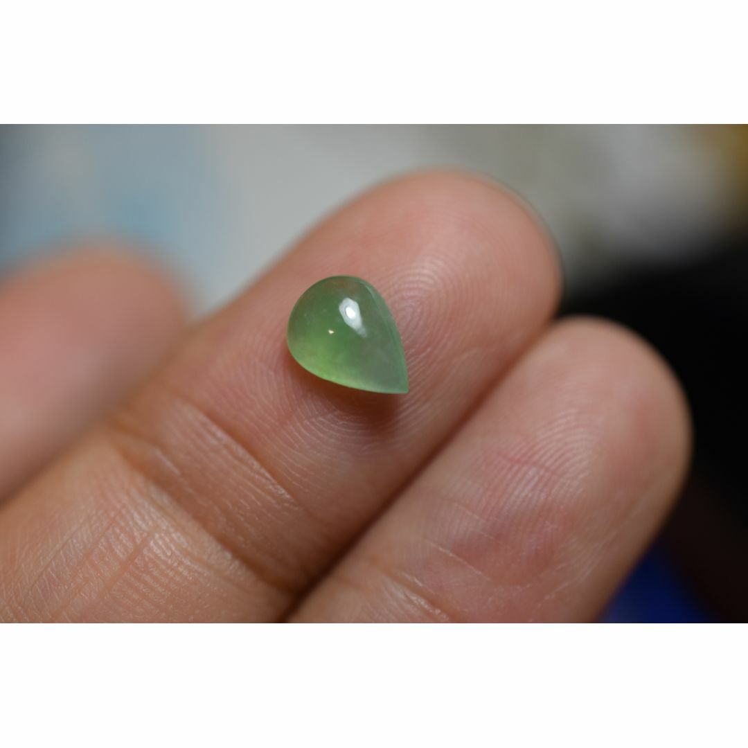RS5-93宝石質氷種若緑 雫 ミャンマー産天然 A貨 本翡翠 ルース 裸石イト ハンドメイドのアクセサリー(ネックレス)の商品写真