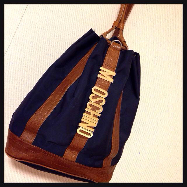 ヴィンテージMOSCHINO巾着ショルダ