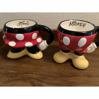 ディズニー(Disney)のミッキー　ミニー　マグカップ(テーブル用品)