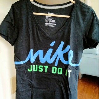 ナイキ(NIKE)の◆NIKE　ナイキ　黒Tシャツ(Мサイズ)◆(Tシャツ(半袖/袖なし))