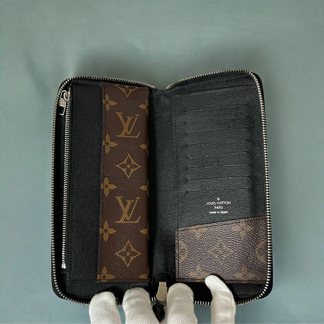 LOUIS VUITTON(ルイヴィトン)の美品　希少　ルイヴィトン 　モノグラム 　マカサー　 ヴェルティカル　 長財布 メンズのファッション小物(長財布)の商品写真