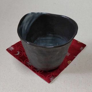 【最終値下げ】未使用品　A060　和食器　湯呑み　ぐい呑み　作家物　裏印あり(食器)