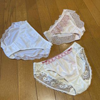 トリンプ(Triumph)の❶ アモスタイル　フローラレ　ショーツ　3セット(ショーツ)