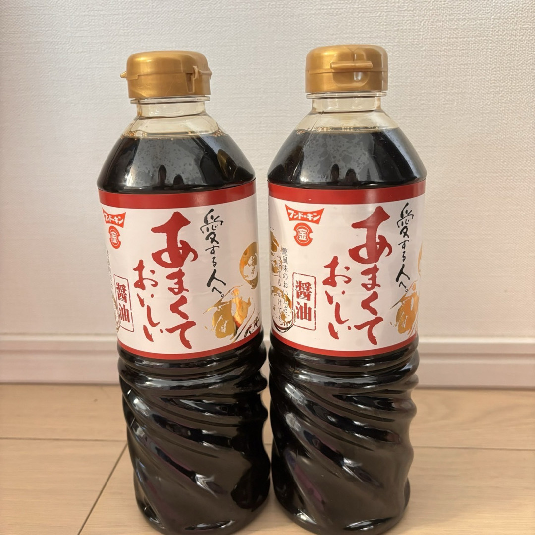 フンドーキン(フンドーキン)の賞味期限5月30日  あまくておいしい醤油 ペットボトル 720ml 2本 食品/飲料/酒の食品(調味料)の商品写真