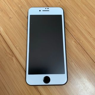 アイフォーン(iPhone)のiPhone8(スマートフォン本体)