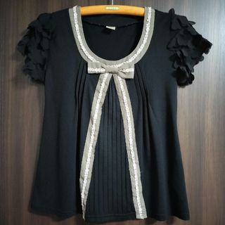 アクシーズファム(axes femme)の♥アクシーズファム♥黒 リボン付きブラウス  半袖カットソー  Mサイズ(シャツ/ブラウス(半袖/袖なし))