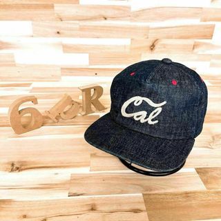 カシラ(CA4LA)の【カシラ】CA4LA 刺繍ロゴ リネン デニム キャップ ユーズド加工 紺×赤(キャップ)