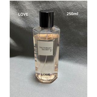 ヴィクトリアズシークレット(Victoria's Secret)のヴィクトリアシークレットLOVEフレグランスミストブルームパフューム250ml(その他)